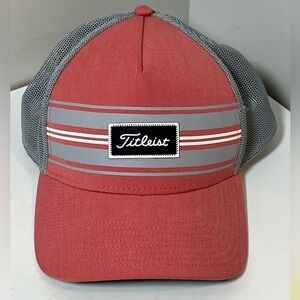 Titleist L/XL Front Box Logo Performance Golf Hat